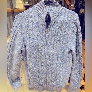 Women’s double L Sweater L.L. Bean size medium lightly worn, perfect